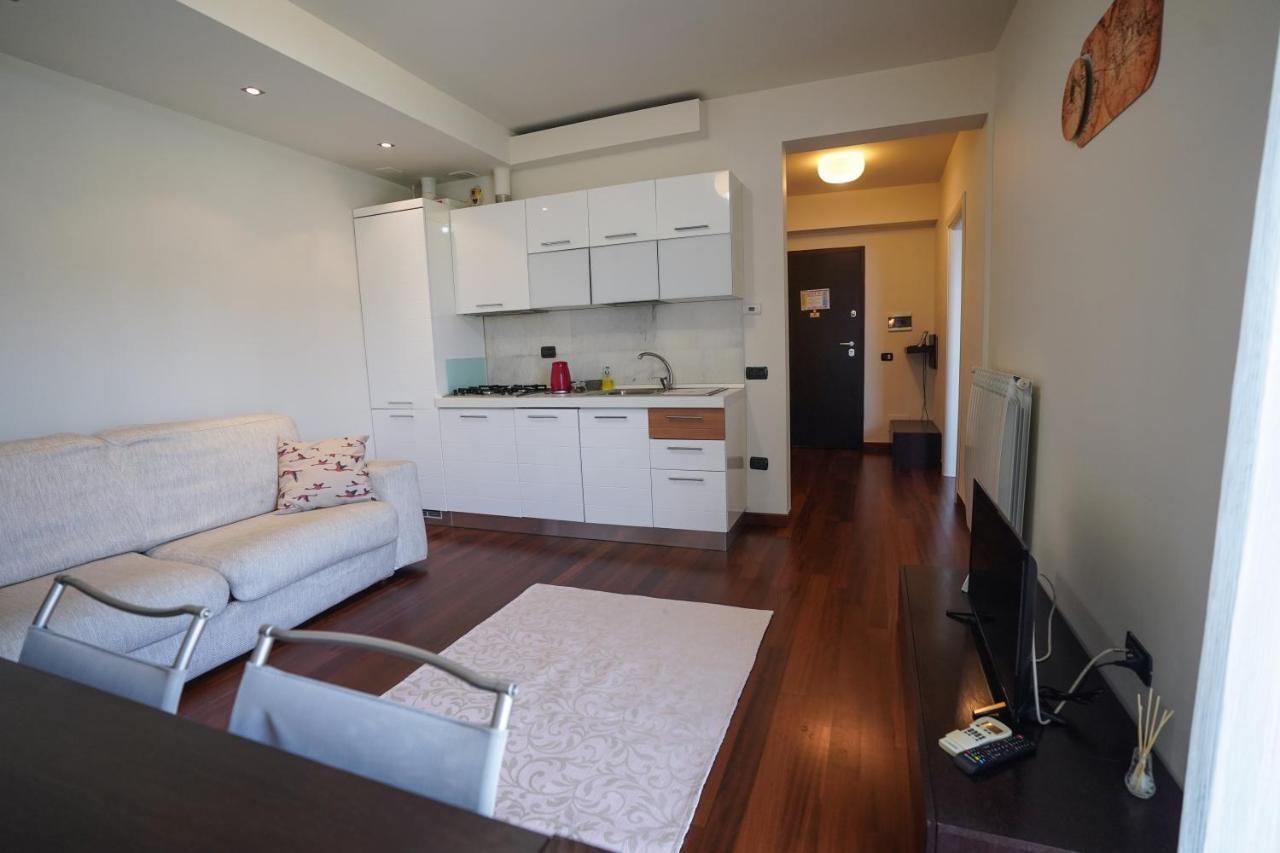 City Center Premium Apartments Букурещ Екстериор снимка