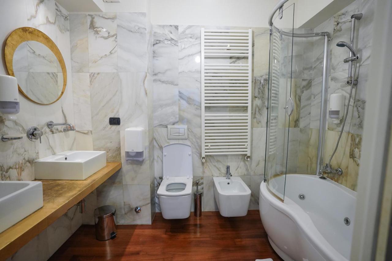 City Center Premium Apartments Букурещ Екстериор снимка